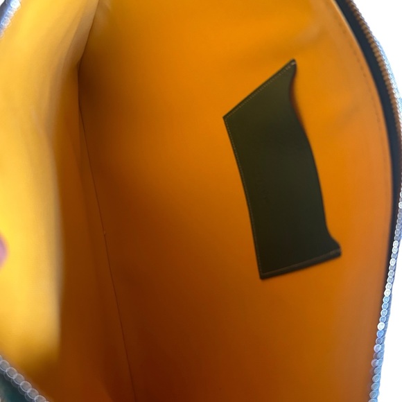 GOYARD LARGE POUCH like new with Box - Picture 4 of 5